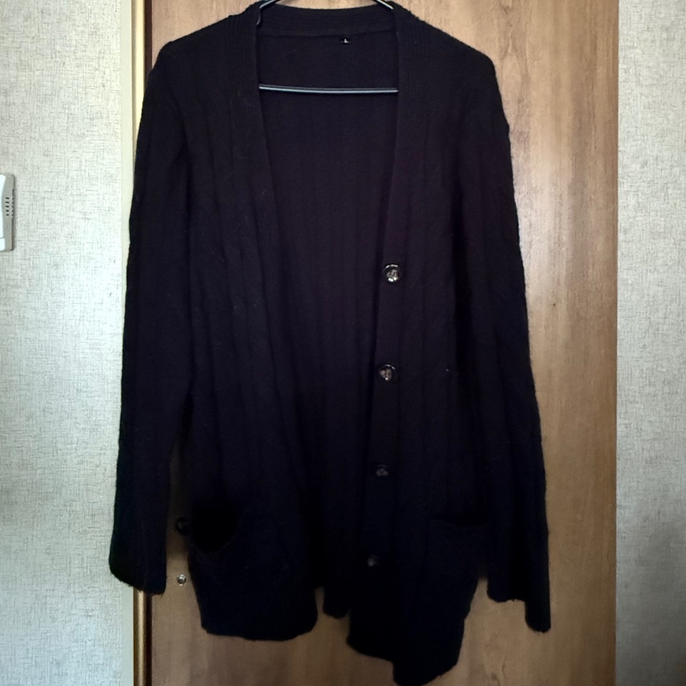 Cable knit cardigan